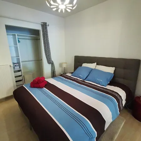 Apartment Le Divan Rouge Apartement, Next Atomium & Expo Brussels